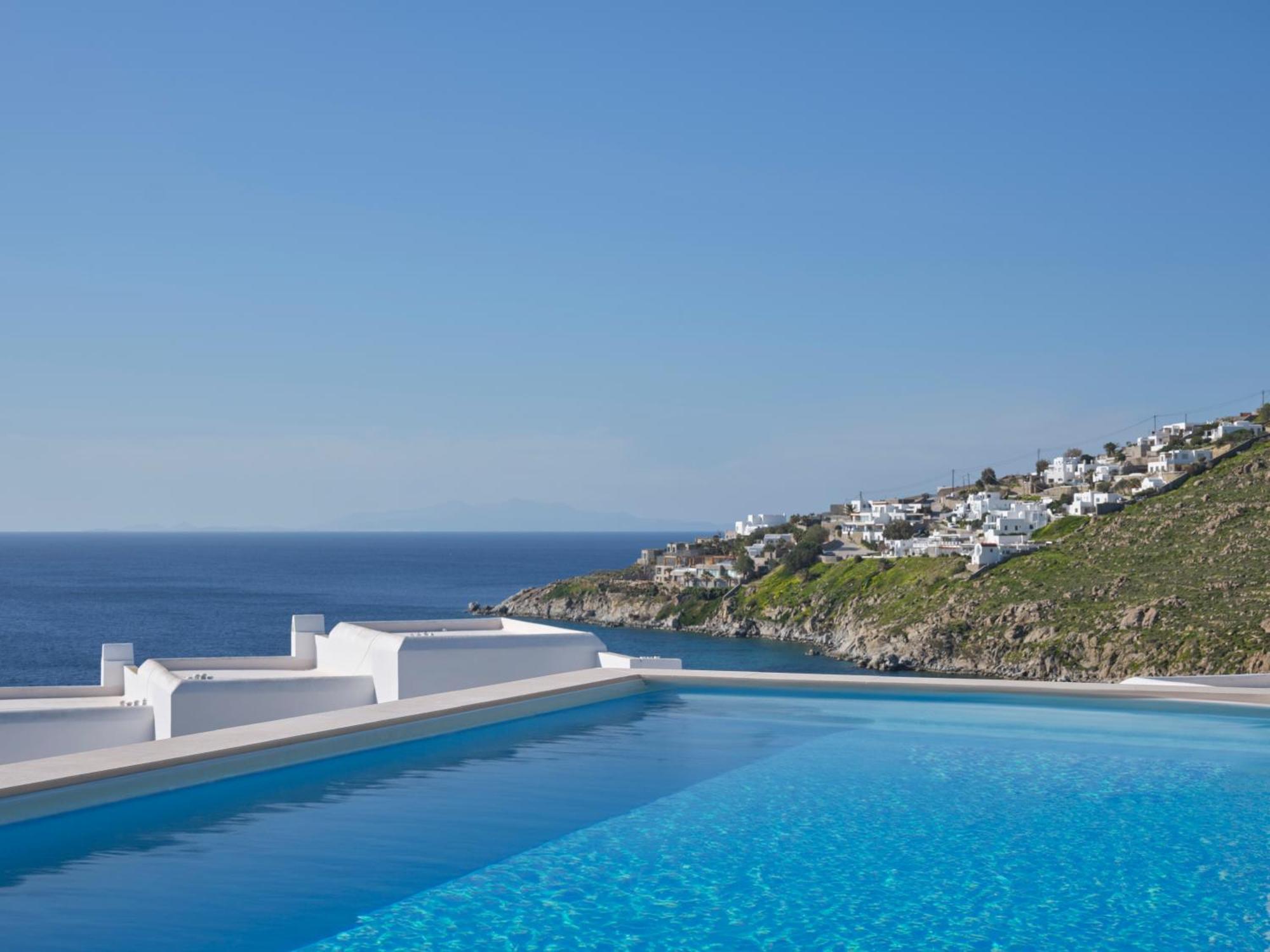 Iria Blue Mykonos Hotel 4*